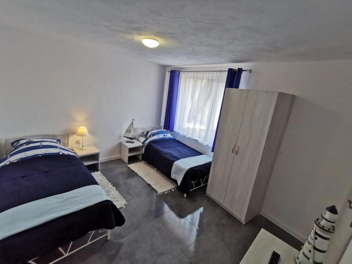 Pokoje Dwuosobowe Hotel Rowy  Ngoại thất bức ảnh