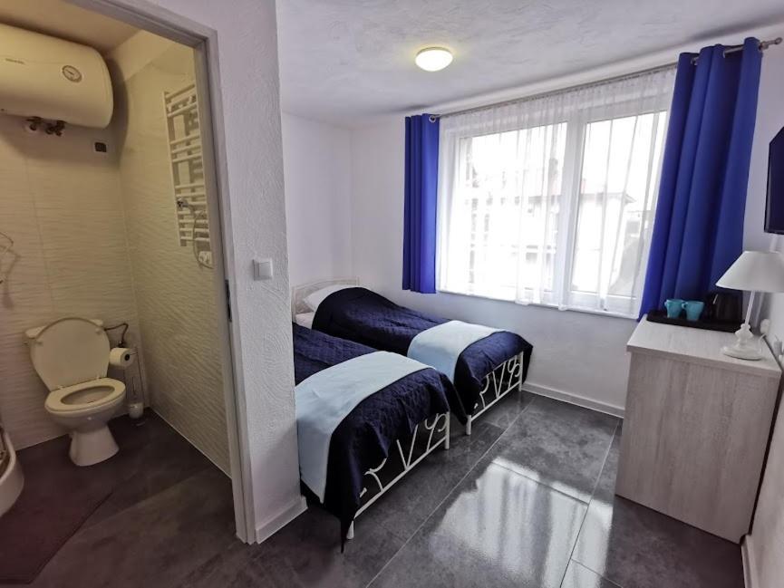 Pokoje Dwuosobowe Hotel Rowy  Ngoại thất bức ảnh
