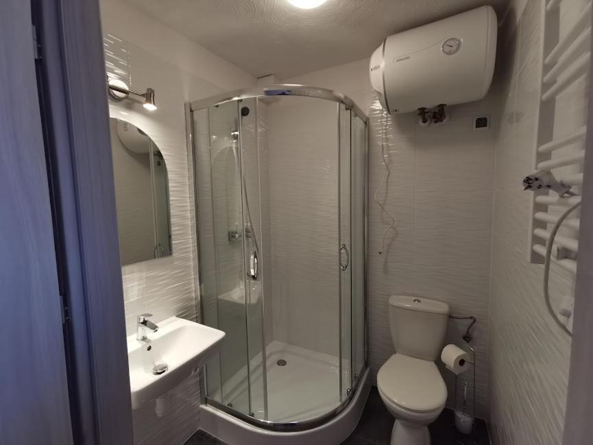 Pokoje Dwuosobowe Hotel Rowy  Ngoại thất bức ảnh